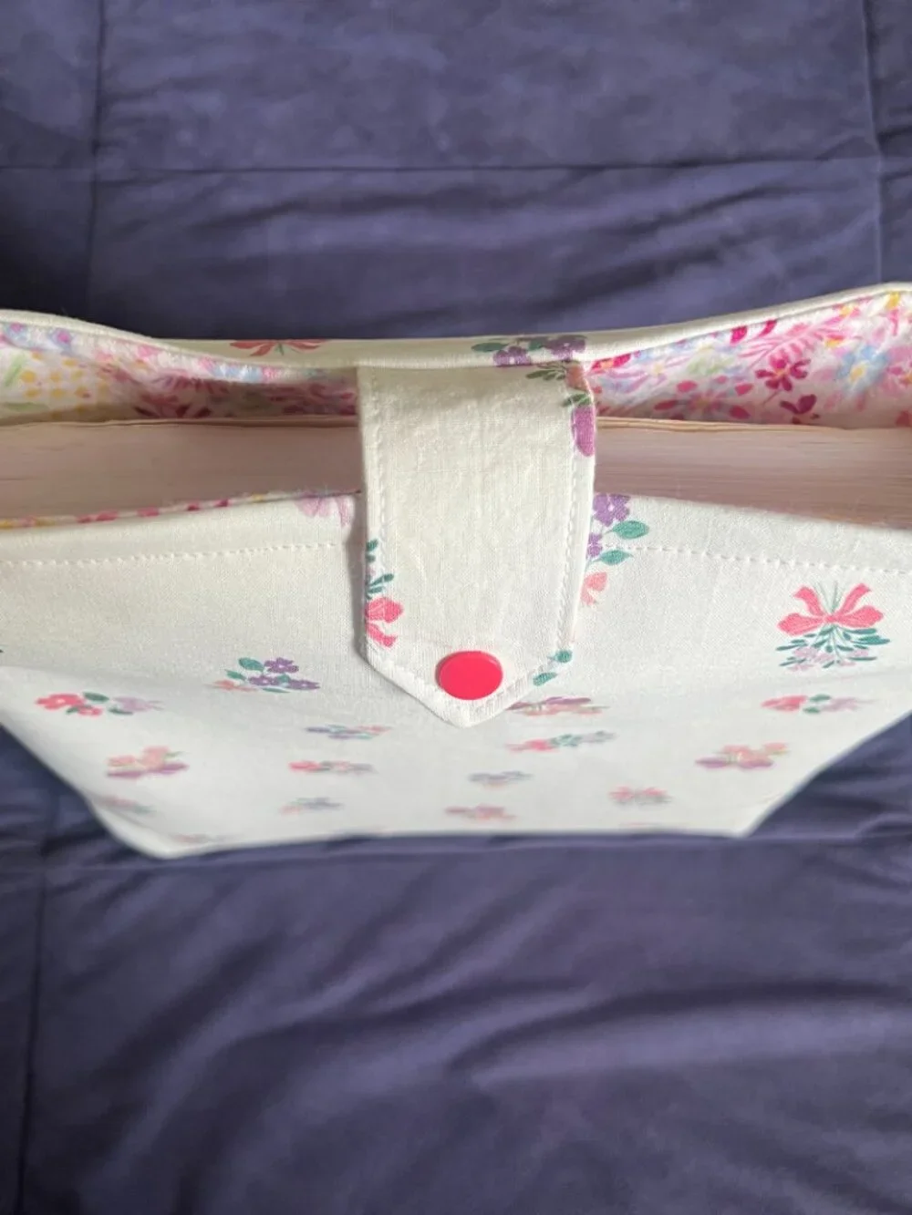 NWOT Large Book Sleeve & eBook Cover: Handmade Padded iPad Snap Pouch